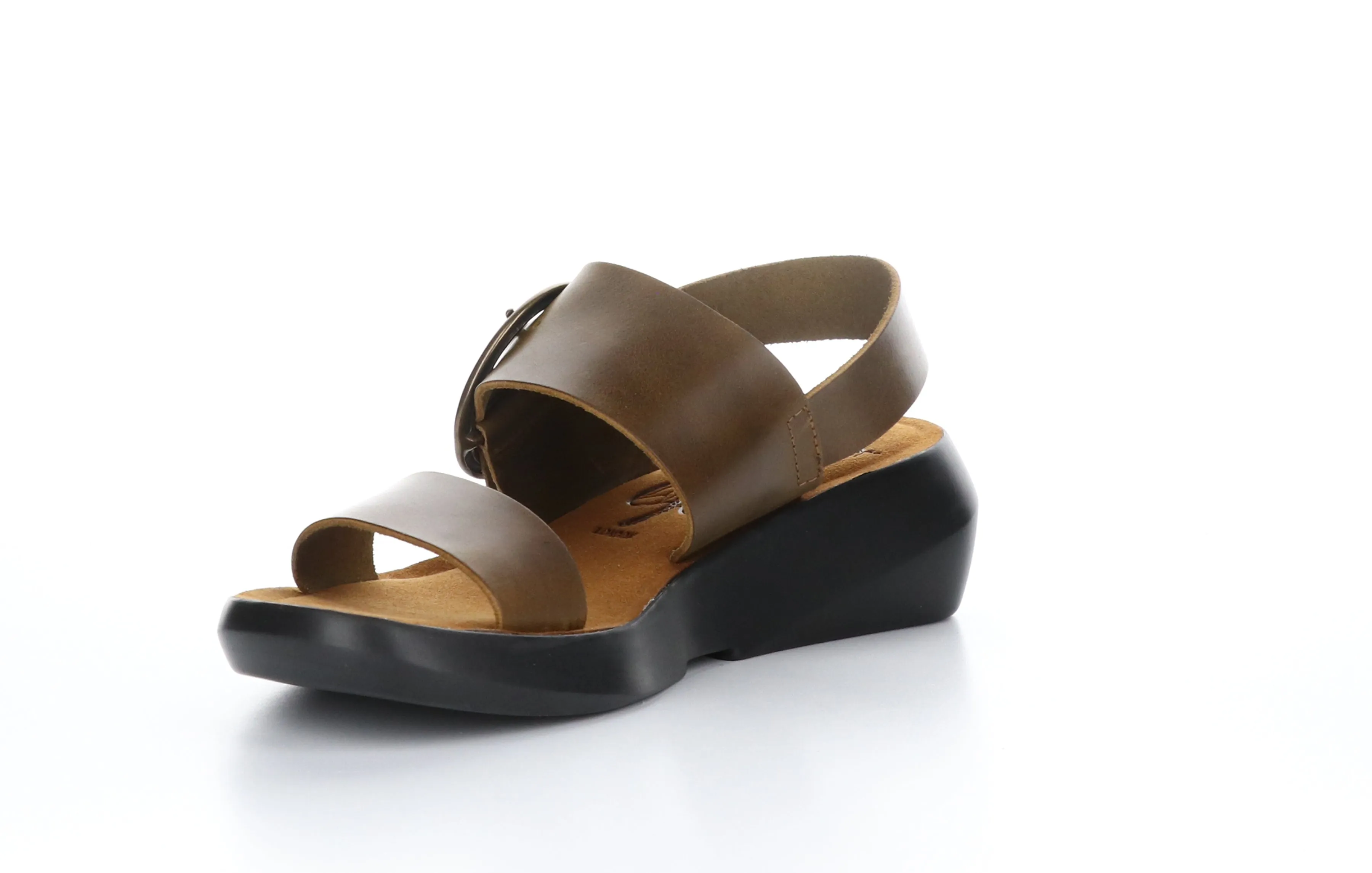 BANI739FLY Bridle Camel Buckle Sandals